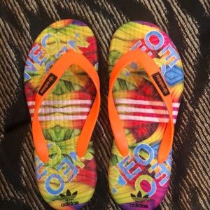 Adidas neon sandales !!!! Brand new